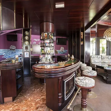 玛里蒂姆海滩酒店