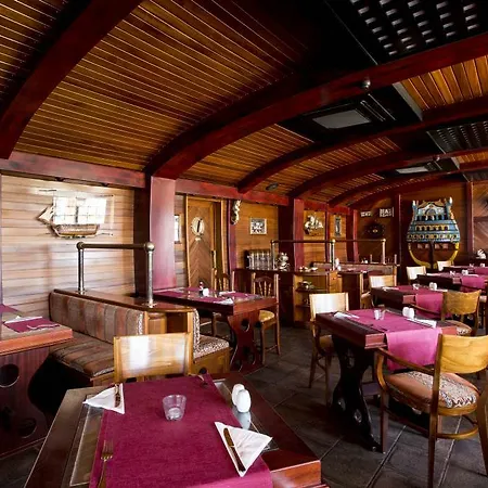 玛里蒂姆海滩酒店 公寓式酒店 3*